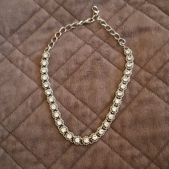 Rhinestone silver choker - Picture 4 of 4